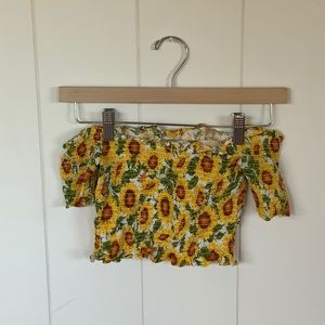 Sunflower scrunched crop top